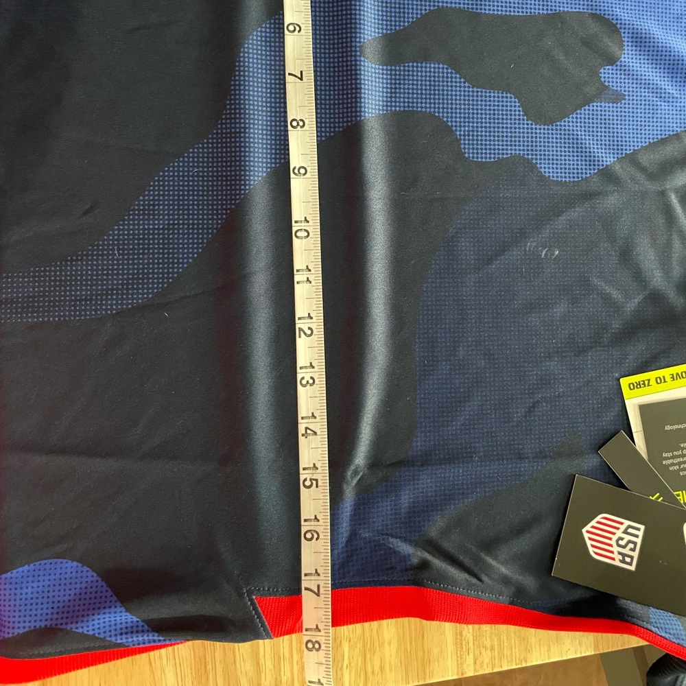 Women USA Soccer 2020 Away Jersey L NWT - Picture 7 of 8